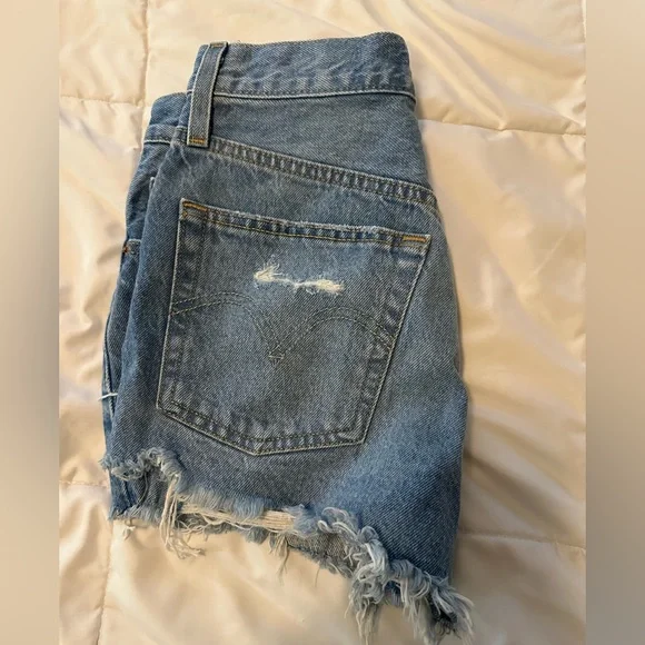 Levi's 501 Distressed Denim Shorts BNWT